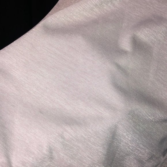 Lululemon silver tank - Picture 3 of 4